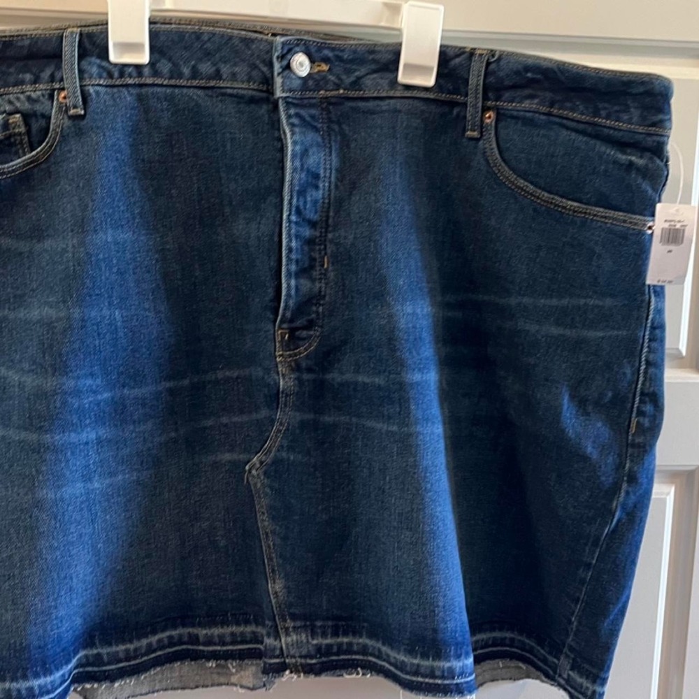 Old Navy plus size skirt